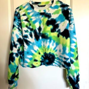 Tie-Dye Crop Top💙💚🤍💙💚🤍